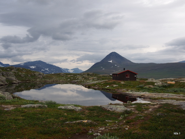 Gappo -hytta, Norja. Taustalla Barras.
