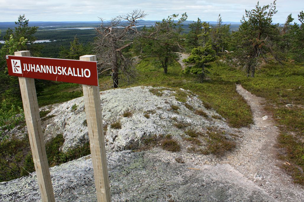Viehättävä Juhannuskallion alue kuuluu Valtavaaran-Pyhävaaran luonnonsuojelualueeseen.