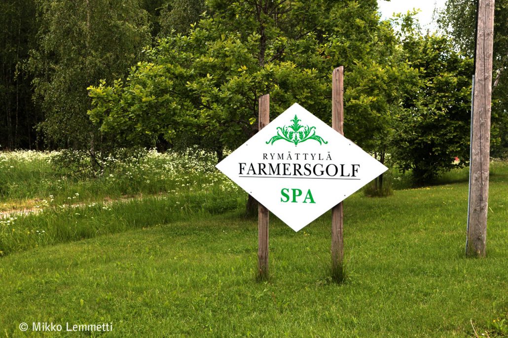 Farmers' Golfissa voi myös saunoa, kylpeä, kokoustaa, syödä ja tehdä paljon muuta.